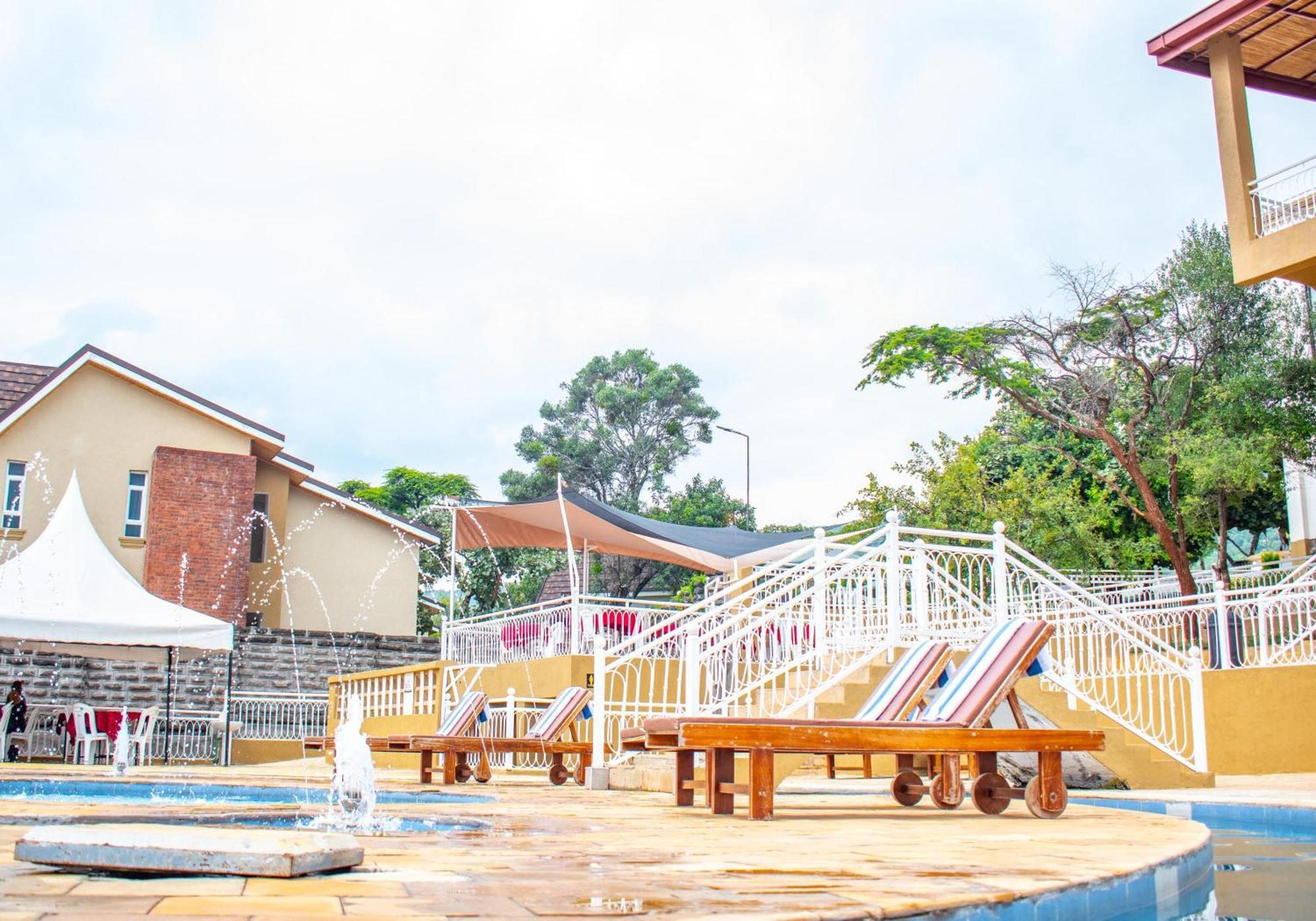 Angani Resorts & Spa Limited Shamenei Bagian luar foto